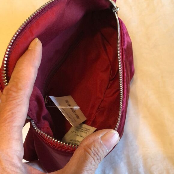 Madden Girl Red Satin Belt Bag NWT - Picture 3 of 4